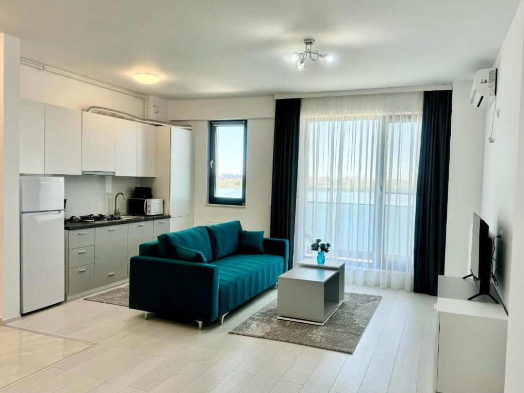 C&y Solid Apartment