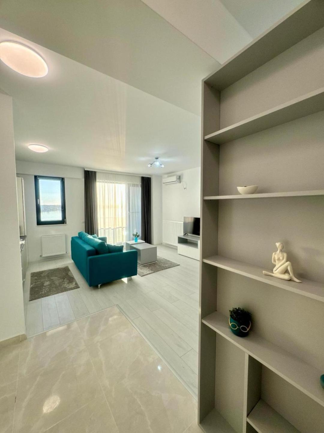Apartment C&y Solid *