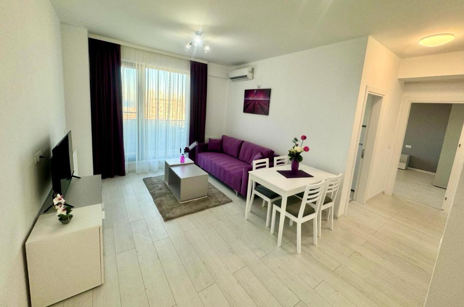 C&y Solid Apartment *